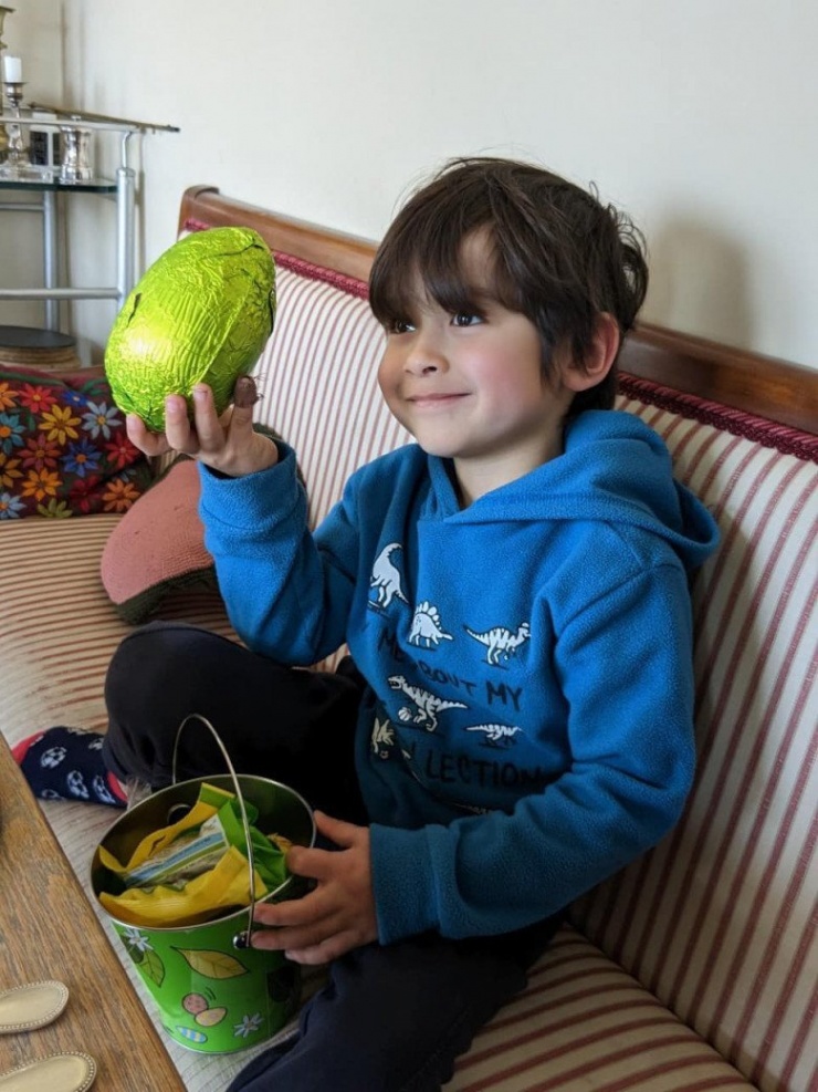 Mẹ Việt lấy chồng Anh, sang xứ người thấy lạ: Trẻ tiểu học không có chuyện ngủ trưa, mỗi ngày chạy 700m - 8