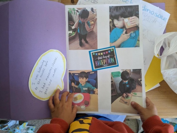 Các trường học ở Anh luôn có báo cáo, tổng hợp thành sách về quá trình học tập của con cho phụ huynh.