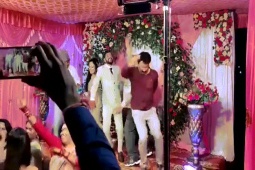 Phi thường - kỳ quặc - Video: Người đàn ông lên cơn đau tim khi "quẩy" tại đám cưới, tử vong thương tâm