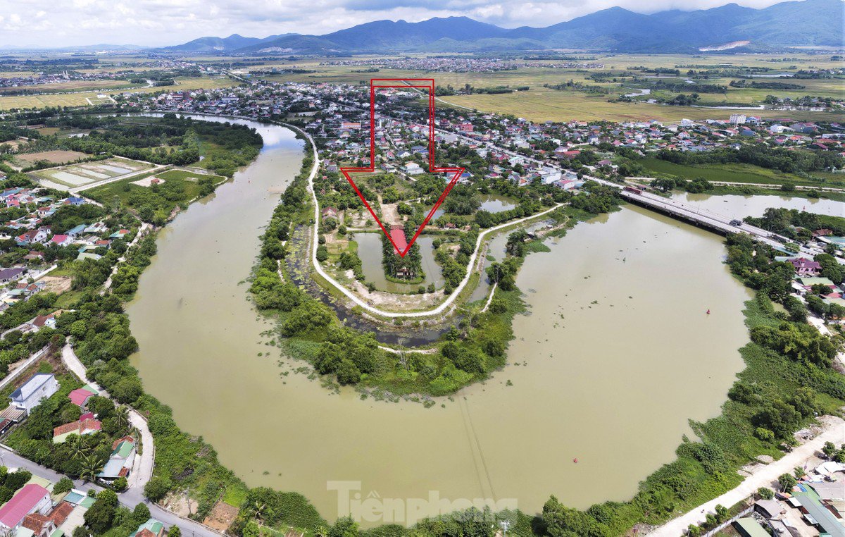 Dự án Khu du lịch sinh thái Bình Mỹ - Sông Nghèn nằm dọc bờ sông Nghèn (Can Lộc - Hà Tĩnh) được UBND tỉnh Hà Tĩnh phê duyệt đầu tư trên diện tích 14ha tại thị trấn Nghèn, huyện Can Lộc. Trong đó, diện tích sử dụng đất 8ha.