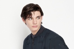 Đàn ông - Cách chăm sóc làn da đẹp cho đàn ông sau tuổi 40