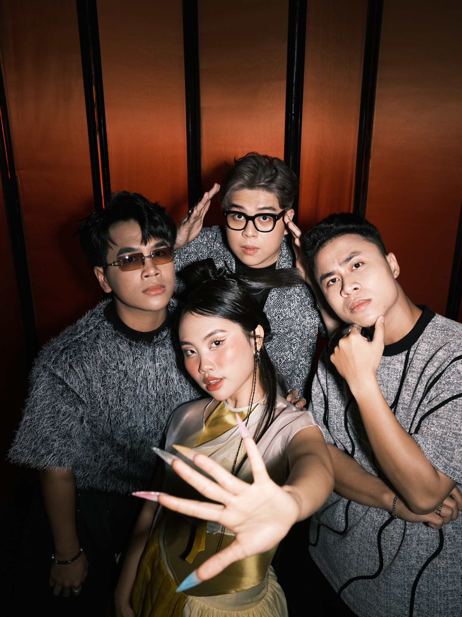 Ca sĩ Phương Mỹ Chi kết hợp cùng DTAP - nhóm producer đứng sau thành công của ca sĩ Hoàng Thùy Linh với những âm hưởng dân gian trong âm nhạc.