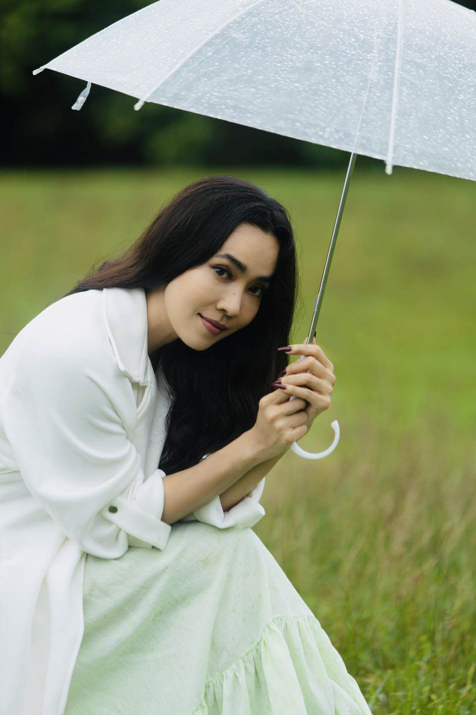 Moe Hay Ko là nữ người mẫu đồng hành cùng Paing Takhon trong bộ ảnh cưới lần&nbsp;này.
