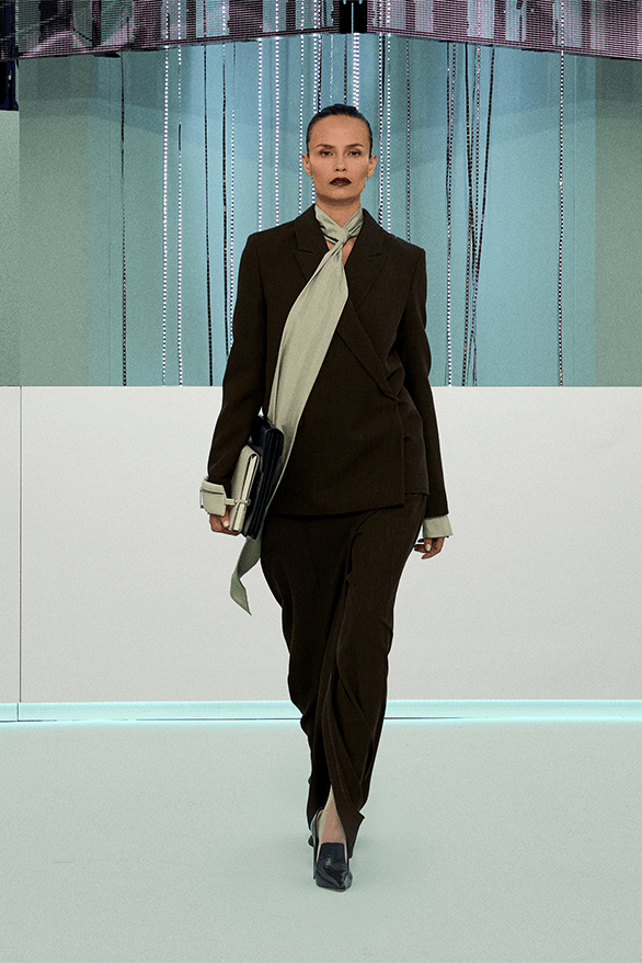 BOSS lăng xê thời trang "trí tuệ nhân tạo" - 15