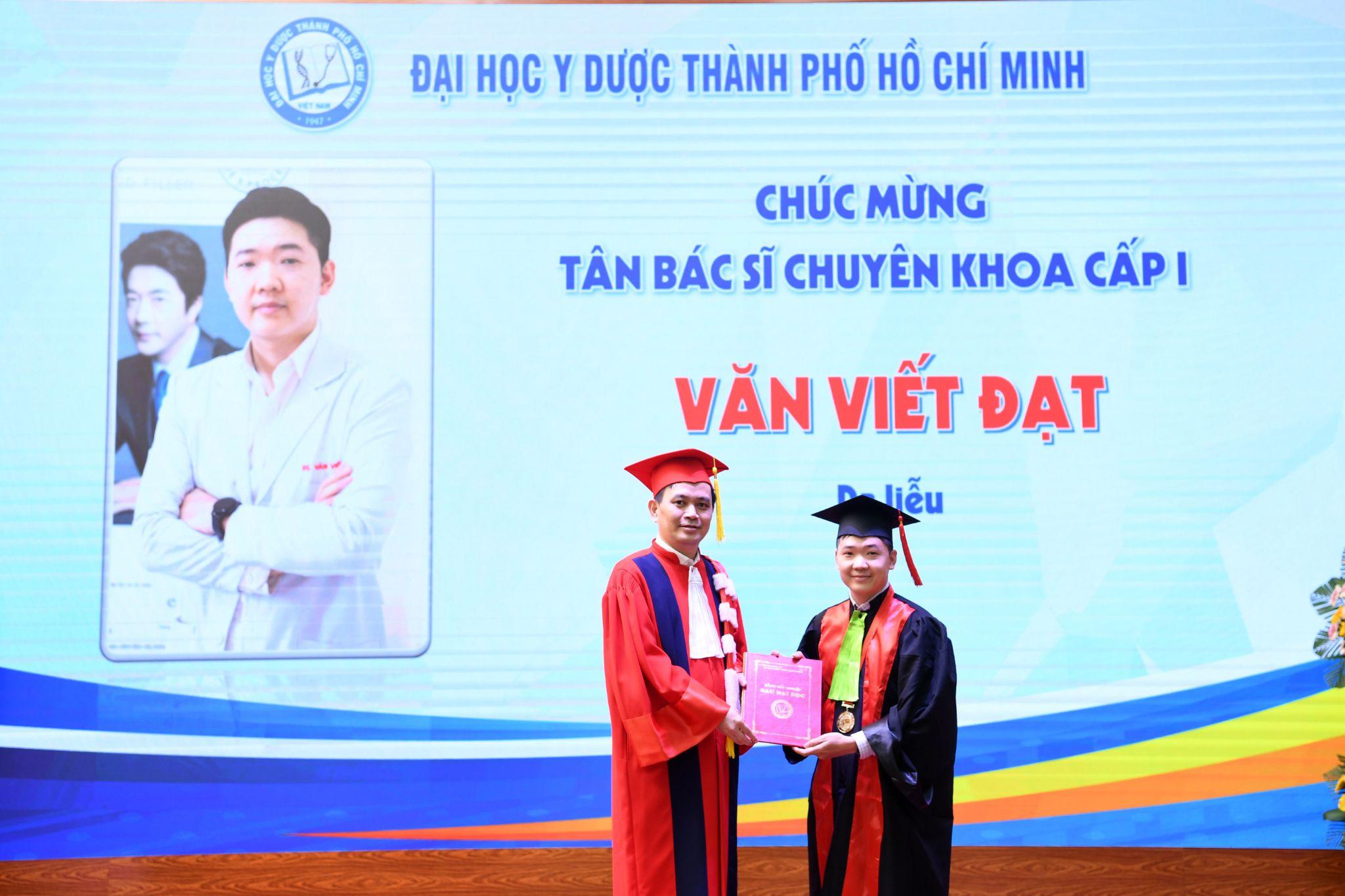 Lễ tốt nghiệp Bác sĩ khoa cấp 1 ĐH Y Dược TPHCM