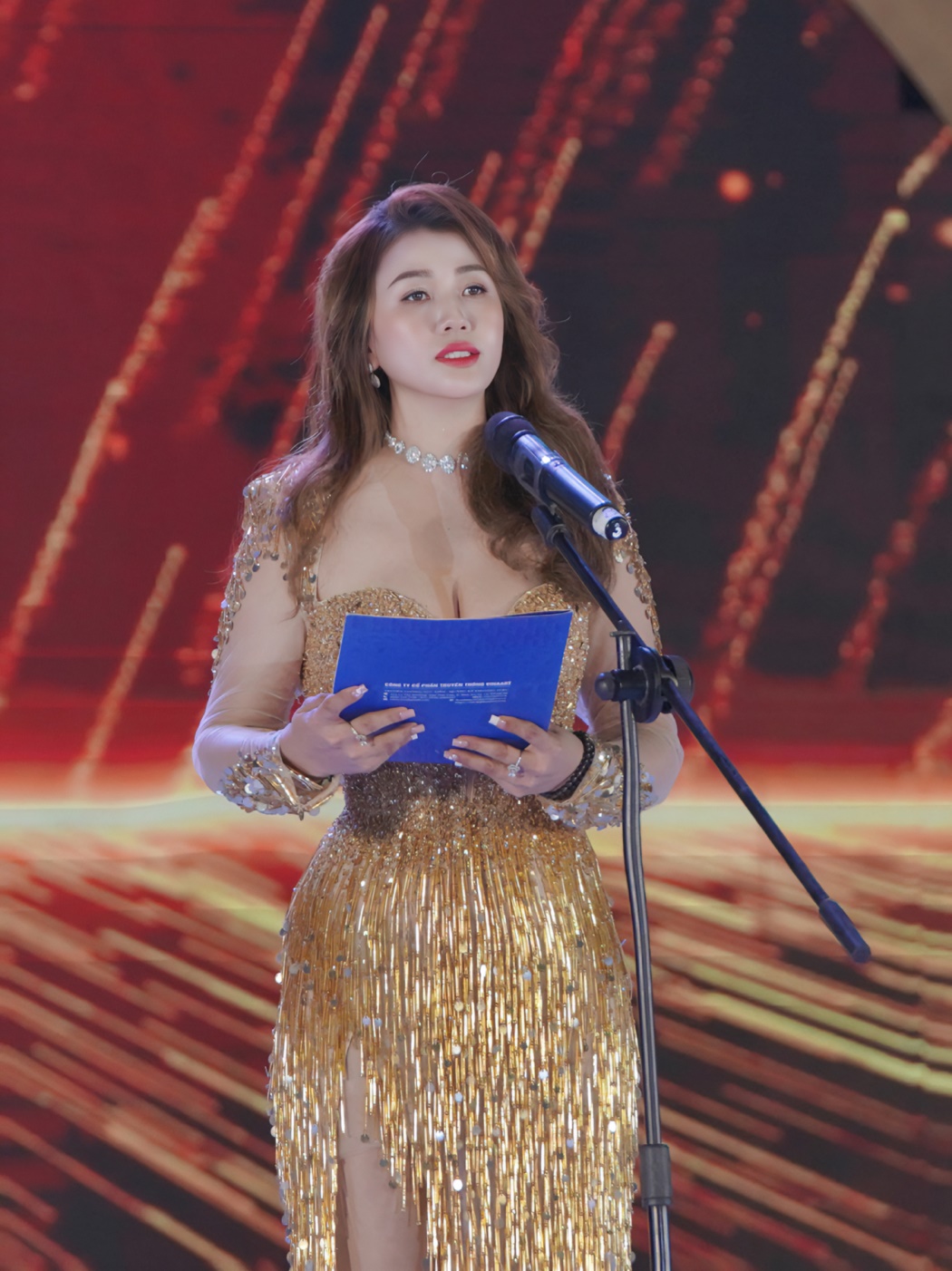 Học cách cân bằng cảm xúc đối với Ceo Lê Thị Kim Oanh là điều chính yếu để trở thành “đầu tàu” vững chãi cho mọi người