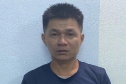 Pháp luật - Xông vào tiệm cắt tóc xịt hơi cay, cướp túi xách nhân viên