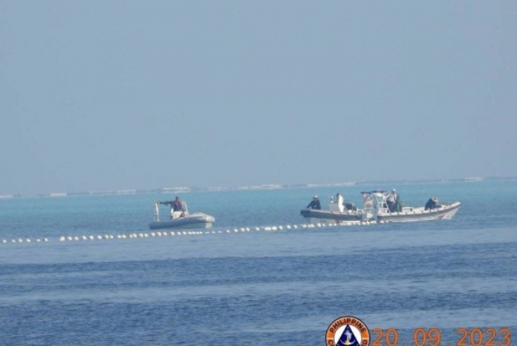 Bãi cạn Scarborough: Philippines nói không chùn bước, Trung Quốc cảnh cáo đừng gây rắc rối