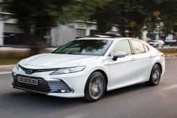 Ô tô - Toyota Camry vì sao là vua phân khúc sedan cỡ D?