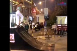 Clip hài hước - Những cú ngã đau điếng vì tội thích thể hiện