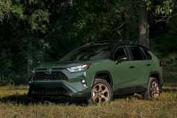 Toyota RAV4 phiên bản nâng cấp lộ điện