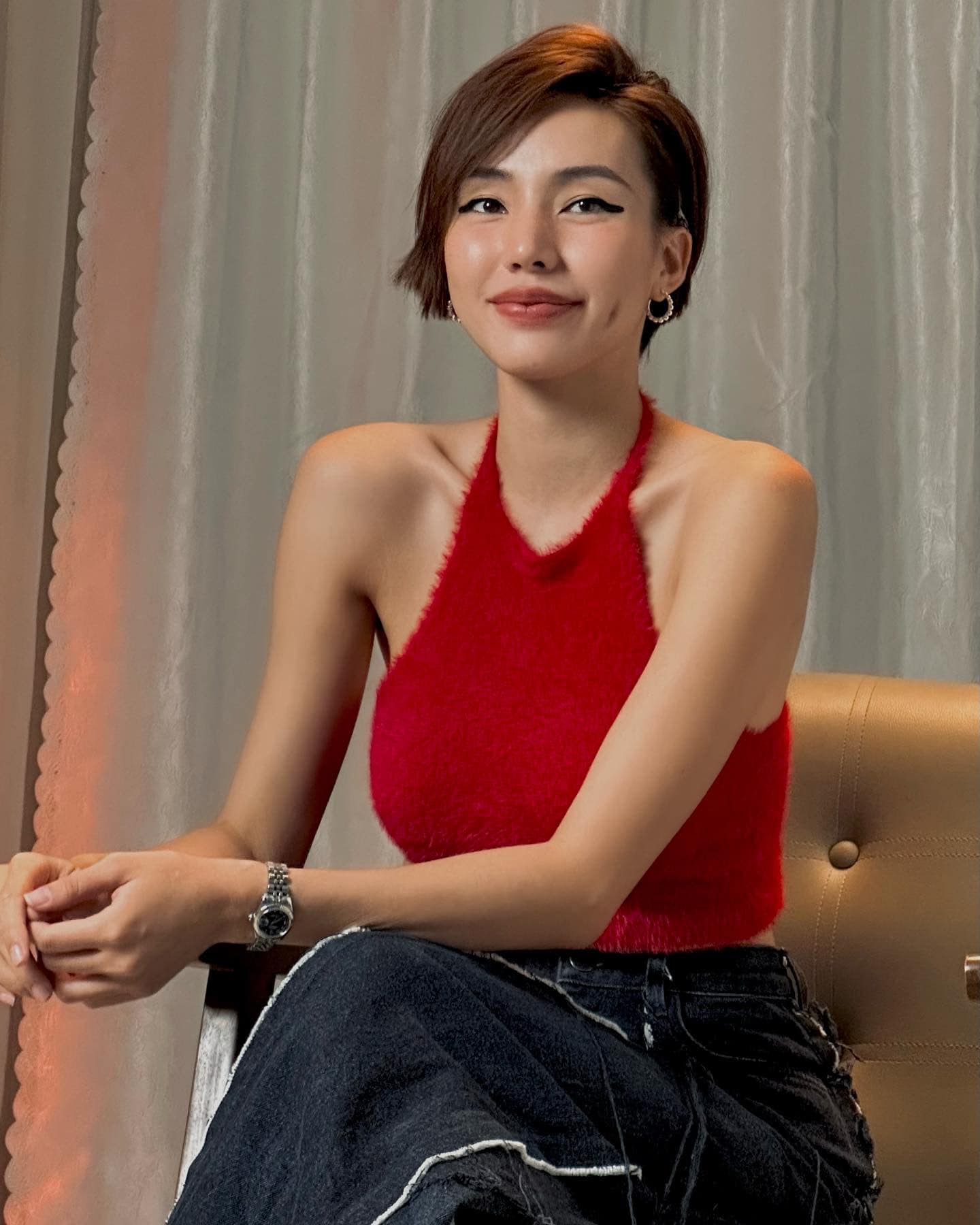 Gigi Hương Giang là một trong những nữ ca sĩ được người hâm mộ đánh giá cao về cả nhan sắc lẫn gu thời trang.&nbsp;