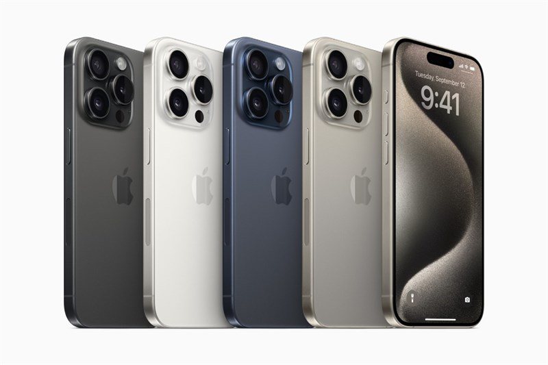 4 phiên bản màu của cặp iPhone 15 Pro.