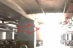 Tin tức trong ngày - Video nổ kinh hoàng dưới tầng hầm chung cư ở Bình Dương, cư dân hoảng loạn