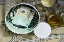 Pháp luật - Bí mật bên trong bãi xe 533 ở quận Tân Phú, TP HCM