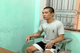 Pháp luật - Dùng dao chém người ngoài đường vì nghĩ mình bị chửi