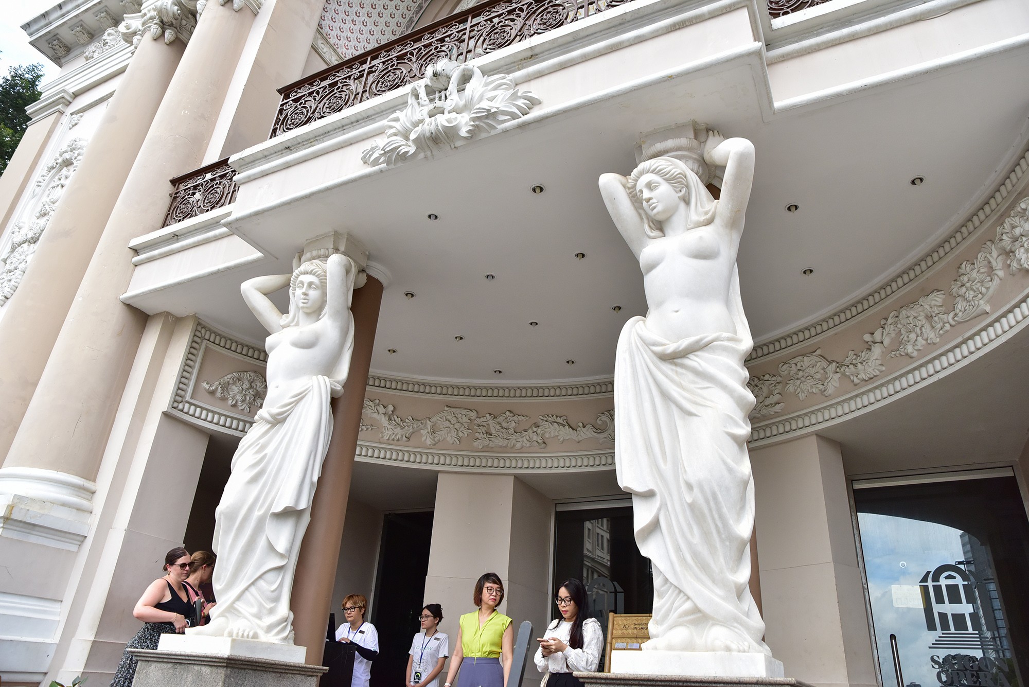 Năm 1998, nhân dịp kỷ niệm 300 Sài Gòn, TP.HCM đã cho đại tu nhà hát với phương châm bảo tồn phong cách kiến trúc ban đầu với một số trang trí điêu khắc nổi ở mặt tiền nhà hát như tượng nữ thần nghệ thuật, các dây hoa… được phục chế. Năm 2008, thành phố tiếp tục tu bổ nhà hát nhưng chủ yếu sơn sửa lại công trình.