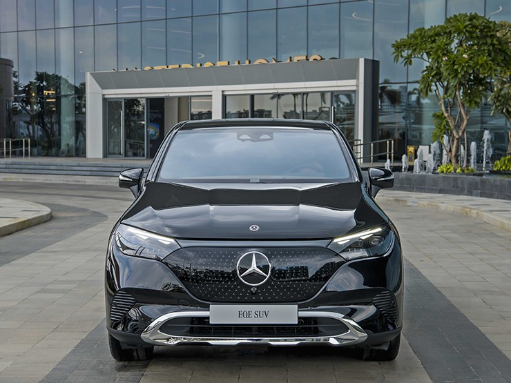 Chi tiết mẫu xe điện Mercedes-Benz EQE có giá bán gần 4 tỷ đồng - 6