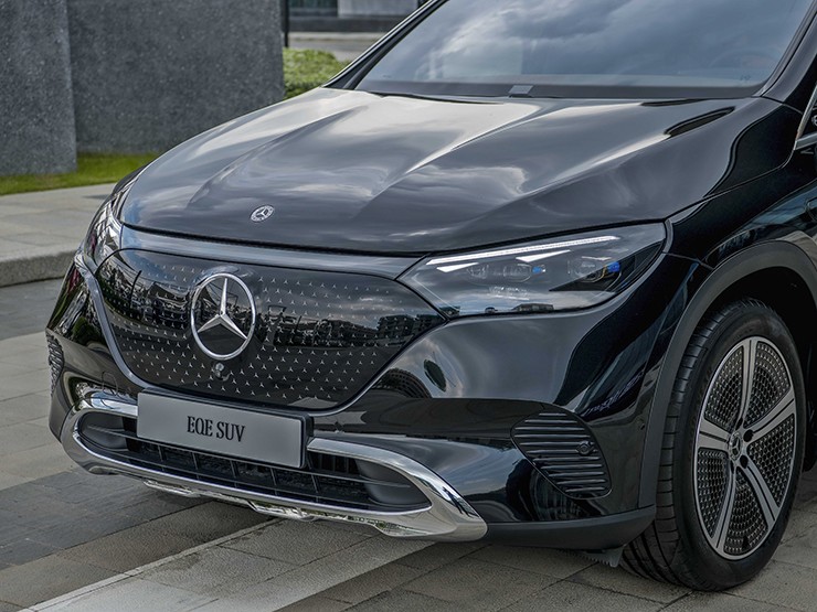Chi tiết mẫu xe điện Mercedes-Benz EQE có giá bán gần 4 tỷ đồng - 7