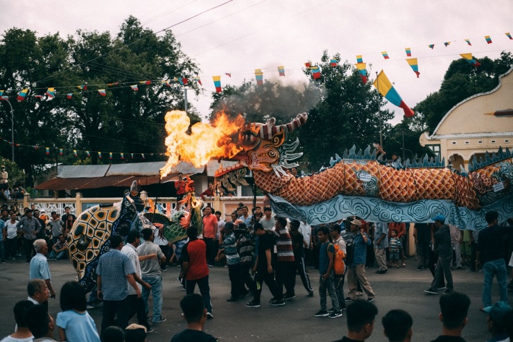 Rước linh vật là nét đặc trưng của Hội yến Diêu Trì Cung, bên cạnh các nghi lễ truyền thống của đạo Cao Đài.