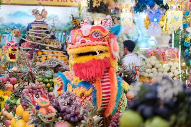 Một con lân được làm từ trái cây. Những phẩm vật như vậy sẽ được trưng bày trong suốt thời gian diễn ra Hội yến Diêu Trì Cung.