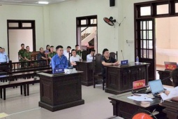 Pháp luật - Quay phóng sự tệ nạn bóng cười rồi cưỡng đoạt tiền của quán karaoke