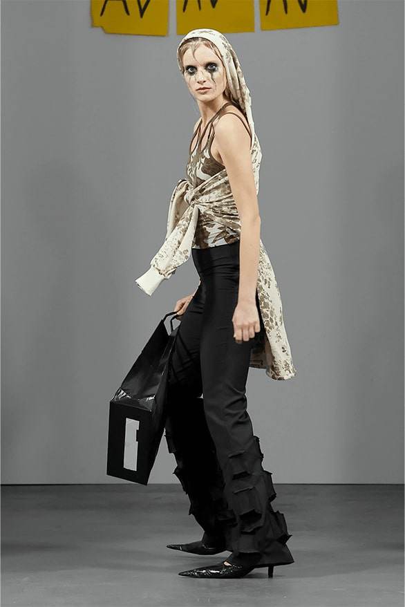 Sàn diễn tương tác đã có bước tiến thế nào tại Tuần lễ thời trang Milan SS24 - 5