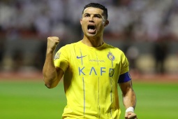 Bóng đá - Rực rỡ Ronaldo ghi bàn &amp; kiến tạo: Phá kỷ lục ở Ả Rập, thành tích chỉ kém Haaland