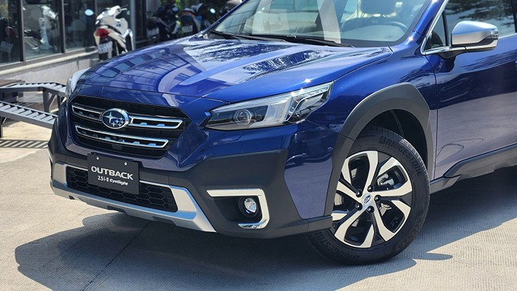 Subaru Outback đang được giảm giá tới 426 triệu đồng tại đại lý - 5