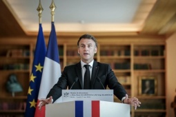 Đảng cầm quyền thất thế, ông Macron có động thái "cản đường" phe cực hữu? 