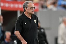 Bóng đá - Tin mới nhất bóng đá tối 1/7: HLV Bielsa bị cấm chỉ đạo vì lý do khó tin ở Copa America