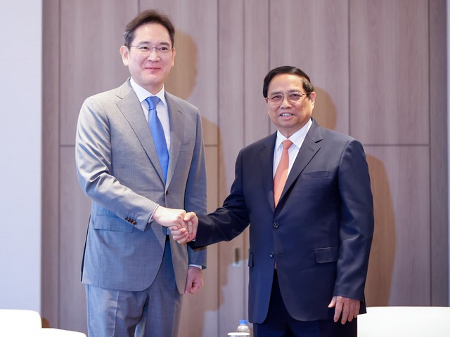 Thủ tướng Phạm Minh Chính tiếp ông Lee Jae Yong, Chủ tịch tập đoàn Samsung. Ảnh: Nhật Bắc