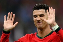 Đàn ông - Ronaldo bị sỉ nhục, gây làn sóng phẫn nộ