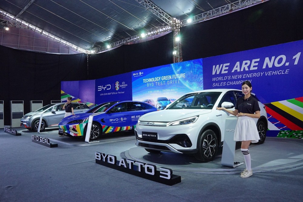 Gần 1500 khách hàng được trực tiếp trải nghiệm 3 mẫu xe đầu tiên BYD đưa về Việt Nam​