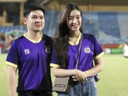 Thời trang - 7 chiếc túi hiệu của Đỗ Mỹ Linh khi ra sân với ông xã Chủ tịch