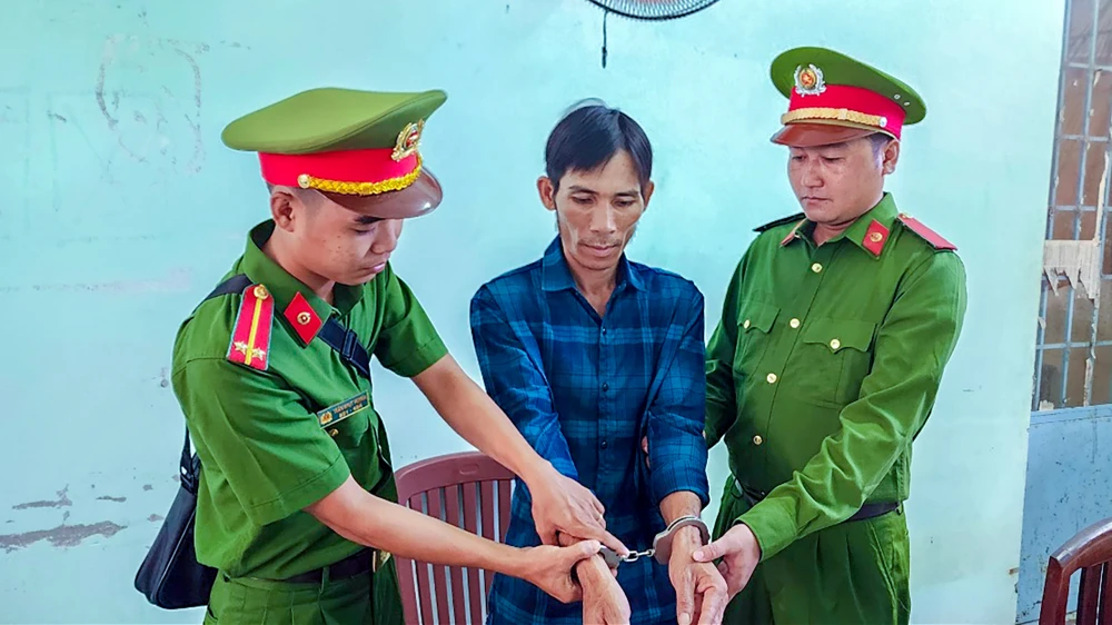 Bị can Đặng Văn Thắm bị Cơ quan CSĐT Công an tỉnh Kiên Giang khởi tố, bắt tạm giam. Ảnh: VĂN VŨ