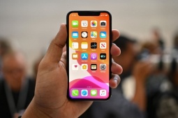 iPhone 11 và iPhone 8 Plus: Dưới 6 triệu mua iPhone nào?