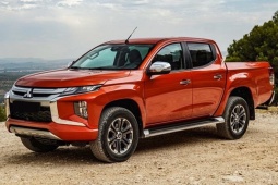 Giá xe Mitsubishi Triton tháng 7/2024, ưu đãi 100% lệ phí trước bạ