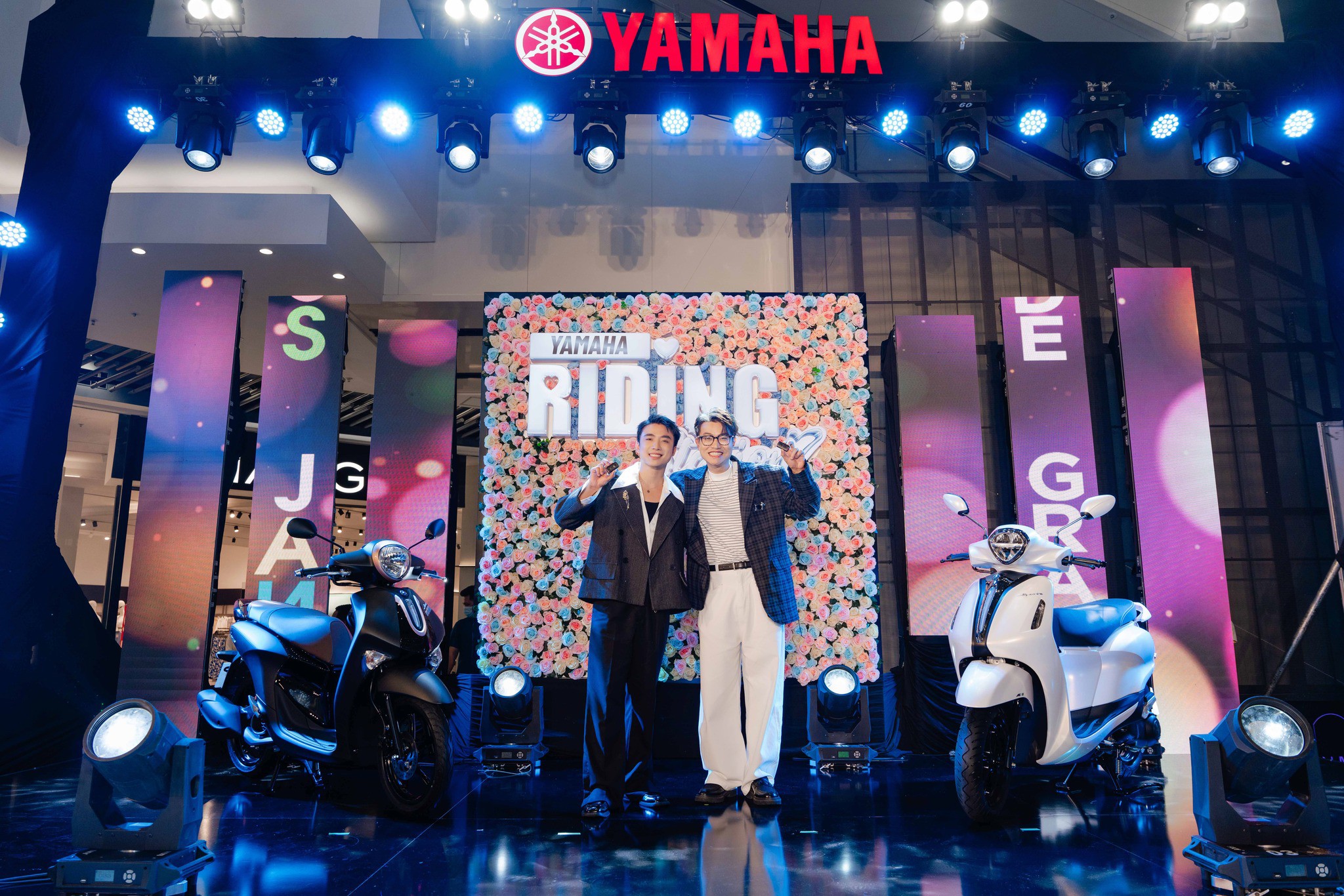 Ninh Dương Couple khuấy động không khí tại sự kiện Yamaha Riding Station Hà Nội