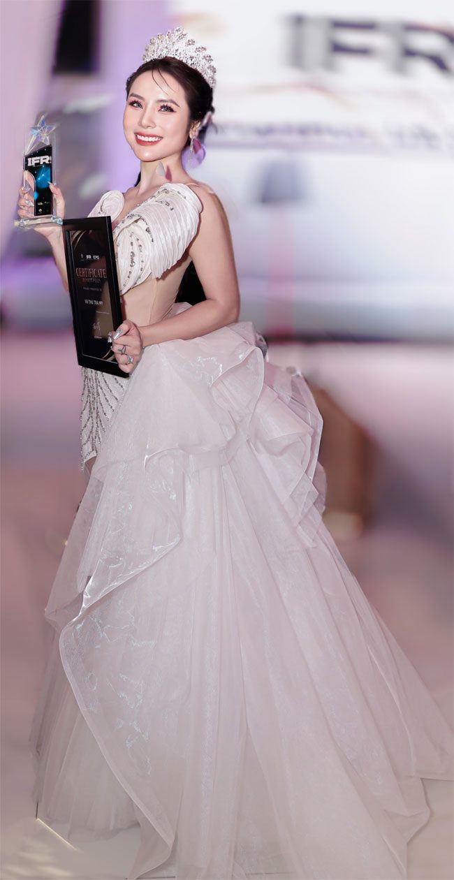 Hoa khôi Hà Nội là Người mẫu quốc tế tại International Fashion Runway 2024 - 1