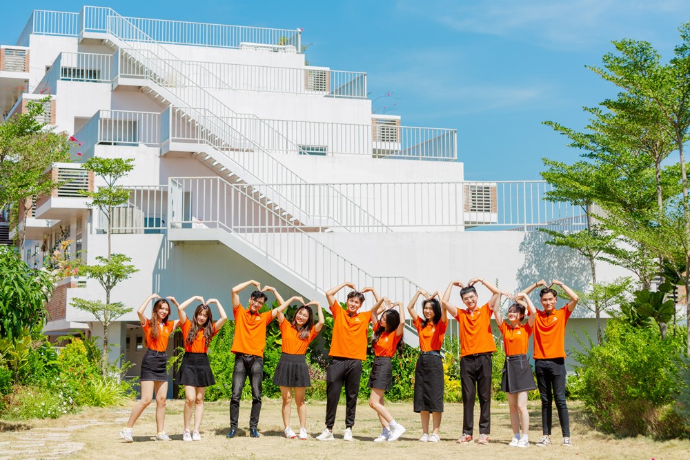 Trường Đại học FPT dành tặng học bổng “FPTU Tuổi 18” cho học sinh đạt từ 25 điểm thi THPT năm 2024 - 4