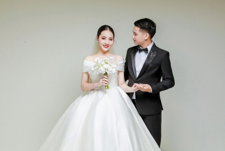 Chiến và Trang kết hôn cuối năm 2023.