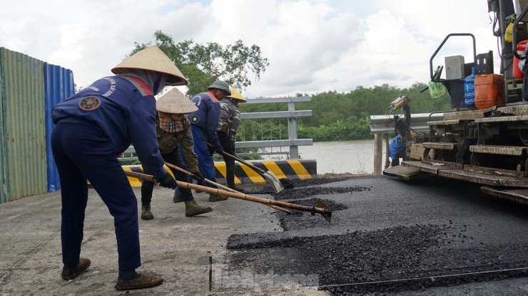 Cầu Bến Rừng thông xe: Nối liền vùng duyên hải, thúc đẩy kinh tế