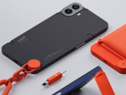 Thời trang Hi-tech - Điện thoại &quot;độc nhất vô nhị&quot; có thể tháo rời nắp lưng để gắn phụ kiện