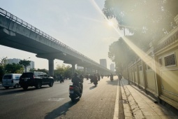 Tin tức trong ngày - Hà Nội và Bắc Bộ lại đón đợt nắng nóng như ‘đổ lửa’ sau những ngày có mưa