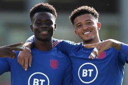 Bóng đá - Tin nóng EURO tối 7/7: Sancho gửi lời chúc mừng Saka