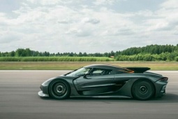 Koenigsegg Jesko phá vỡ kỷ lục cũ của “bản thân” về tốc độ