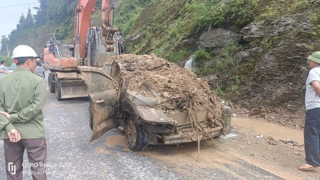 Mưa lũ kinh hoàng tại Hà Giang: Người dân thương vong, tài sản hư hại nặng nề