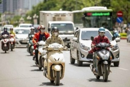 Tin tức trong ngày - Miền Bắc nắng nóng kéo dài, Nam Bộ đón mưa dông