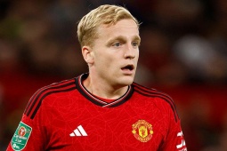 Bóng đá - Tin mới nhất bóng đá tối 8/7: Chi tiết thương vụ Van De Beek sang Girona